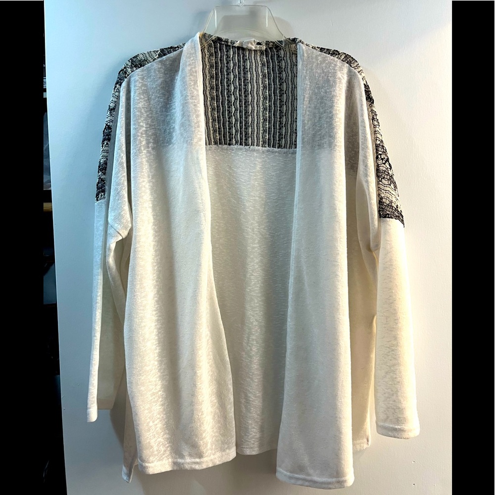 Oversize wrap sweater black and white lightweight size M